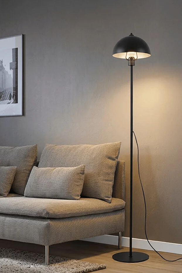 Luna Tek Ayaklı Siyah Metal Lambader